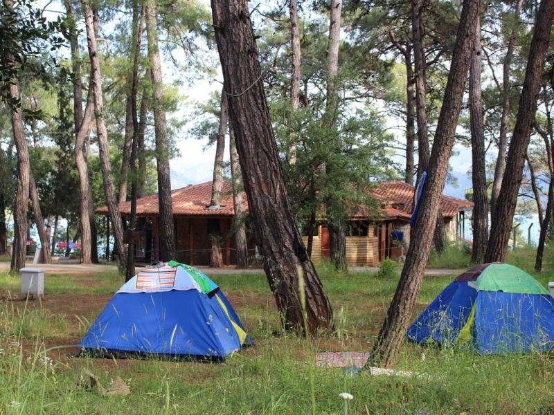 Cennet gibi yerde ekonomik çadır tatili sevenler dikkat: Akyaka Orman Kampı fiyatları değişti 4